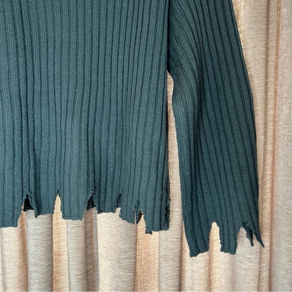 Moon River Blue Distressed Ribbed Turtleneck Sweater Size Medium Wool Blend - Picture 6 of 15